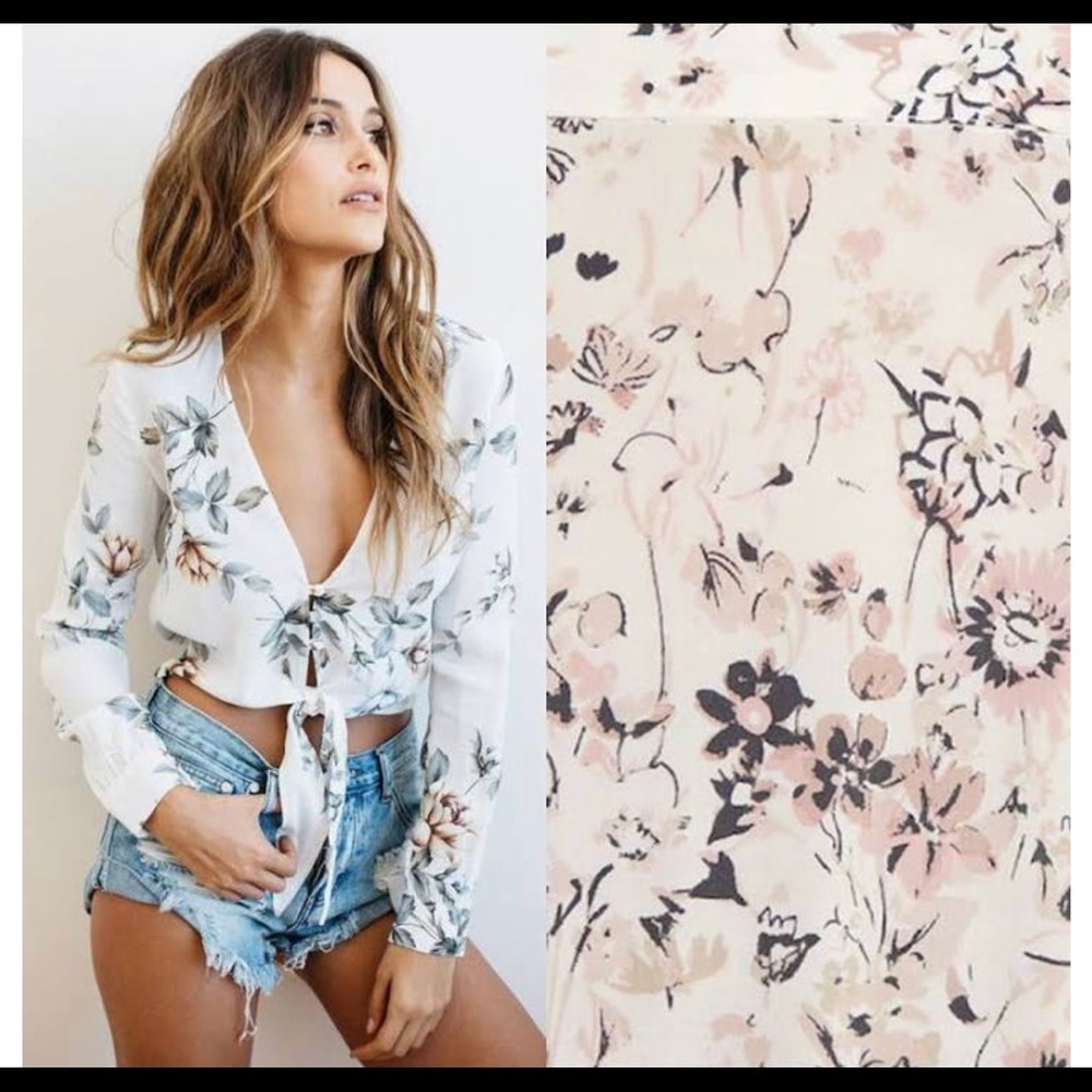 SOLD Long sleeve creme floral print Flynn Skye blouse